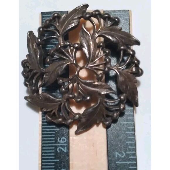 Vintage Brooch Sterling Silver Leaves w/ Berries Detailed Open Metal Work Patia - Picture 7 of 8